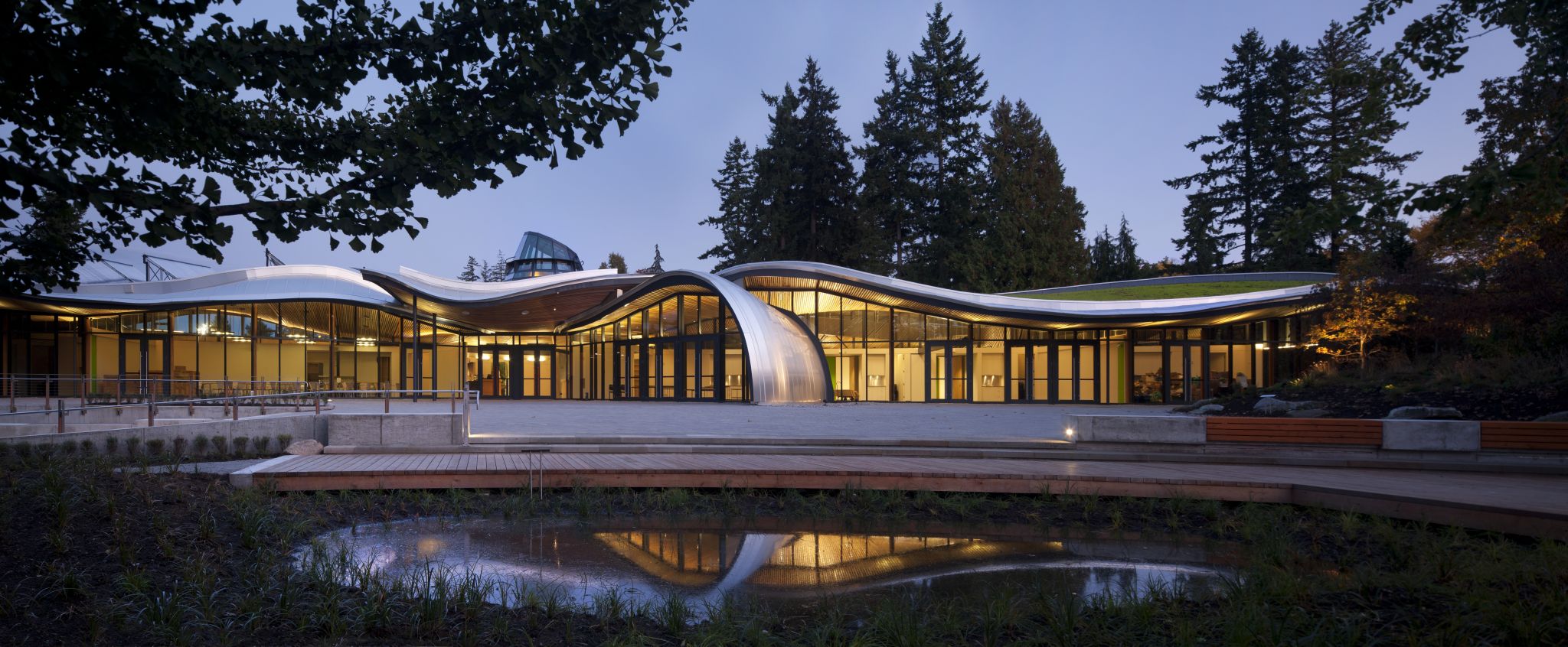 VanDusen Botanical Garden Visitor Centre in Vancouver is one of this year’s Canadian Green Building Award winners. The facility is carbon-neutral and was designed to Leadership in Energy and Environmental Design (LEED) Platinum standards. Photo © Nic Lehoux. Photo courtesy Perkins+Will