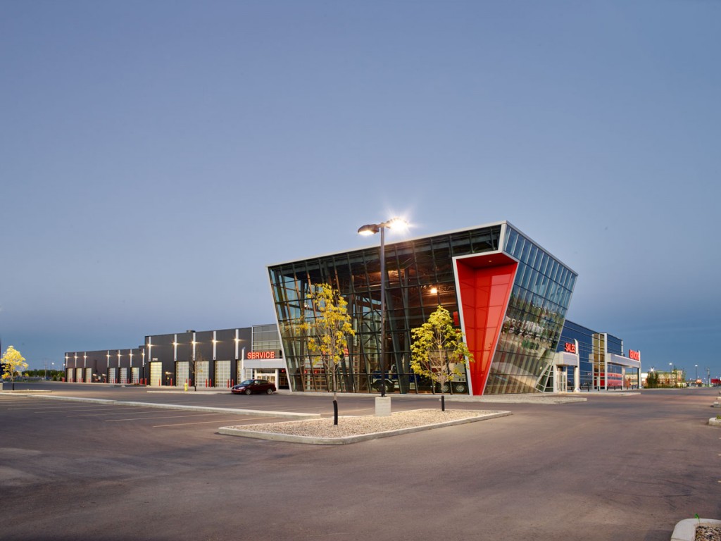 The Kenworth Truck Dealership utilized black and red insulated metal panels, a unique colour combination specific to them. Photos courtesy Kingspan Metal Products