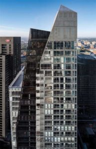 A tinted, grey glass with low-emissivity (low-e) coating was employed for the dark component of the L’Avenue building. The glass on the clear glazing section is suitable for high-rises as the solar heat gain co-efficient (SHGC) is only 0.42.