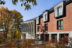 ARCHITEM Wolff Shapiro Kuskowski architects have reinvented a century-old campus in Sherbrooke, Qué., with an innovative residence for young students. Photo courtesy Maxime Brouillet