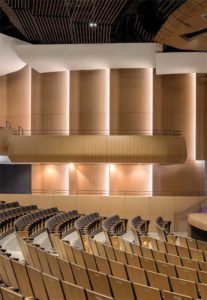 A combination of reflectors and curtains provides the right balance for the Lazaridis Hall audience. The reflectors provide early reflections of sound while the curtains absorb and minimize late energy reflections, thereby optimizing speech intelligibility in the space.