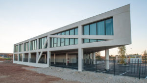 The Equation office building in Montpellier, France, was designed by Amat et Saint-Val Architectes as a simple geometric figure whose exposed framework becomes the building’s identity as well as its architectural expression. Photo © asva