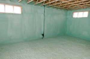 Due to its ability to fill and seal gaps, cracks, and openings, the insulation creates an impervious barrier that effectively blocks moisture and prevents water damage.