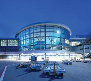 Phase 1 of YVR Pier D, situated at Vancouver International Airport Authority in Richmond, B.C., includes a spacious curved glass atrium and is surrounded by floor-to-ceiling glazing throughout the terminal’s levels.